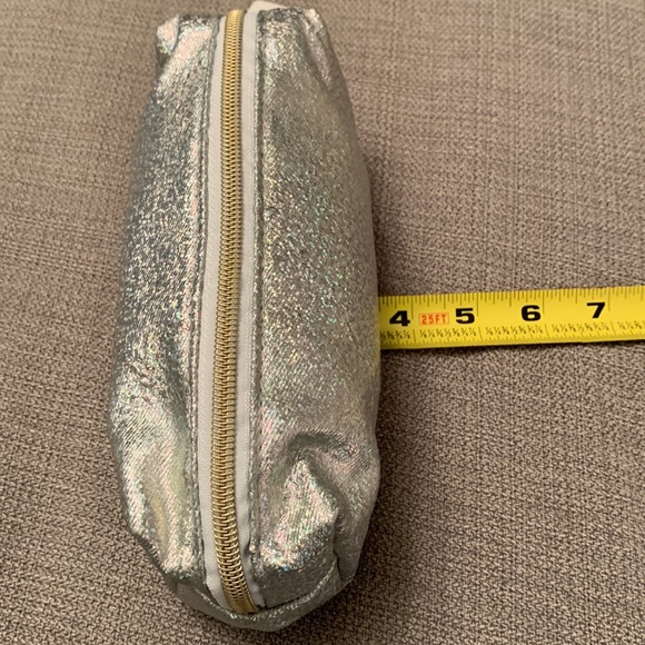 NWT Iridescent Sparkle Cosmetic Bag Zipper Bag - Picture 11 of 13